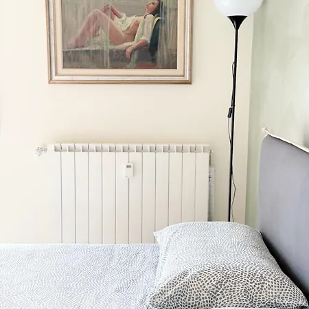 Blue - Cozy In Center Apartment *